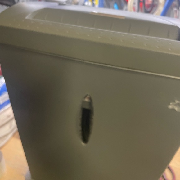 Paper Shredded By Tech Solutions  
Up to 7 sheets - Picture 2 of 6